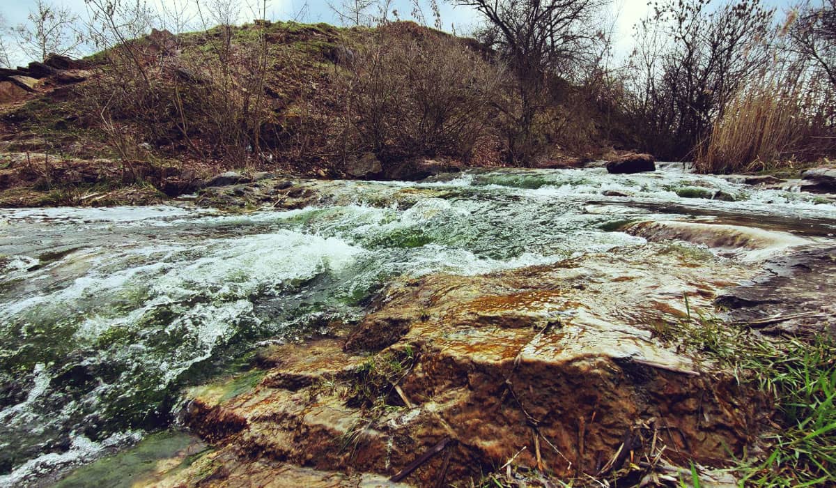 водоспад в селі Нова Павлівка